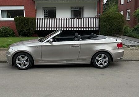 BMW 120i Cabrio -Allwetter