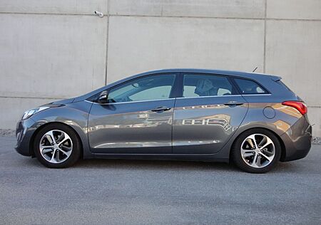 Hyundai i30 cw 1.6