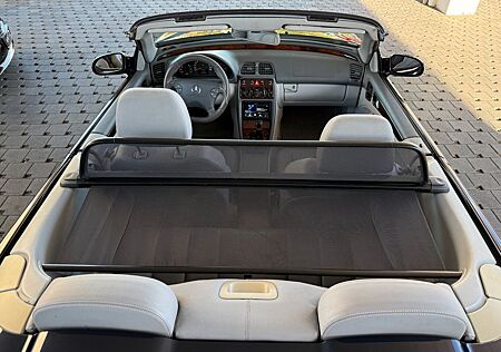 Mercedes-Benz CLK 230 K ELEGANCE final edition Auto.Cabrio
