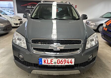 Chevrolet Captiva 2.4 LS 2WD 7 Sitze TÜV + Inspektion Neu