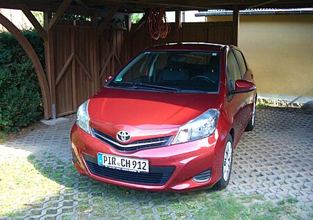 Toyota Yaris 1,33-l-Dual-VVT-i Life Life
