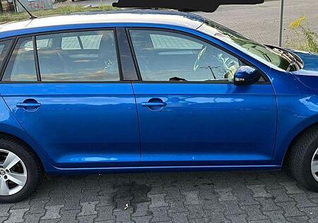 Skoda Rapid 1.0 TSI Active Active