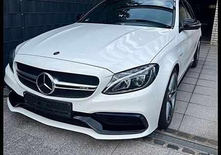 Mercedes-Benz C 63 AMG Mercedes-AMG C 63 T Mercedes-AMG