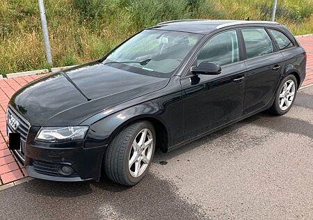 Audi A4 2.0 TDI Ambition Avant, Standheizung,Sport-FW