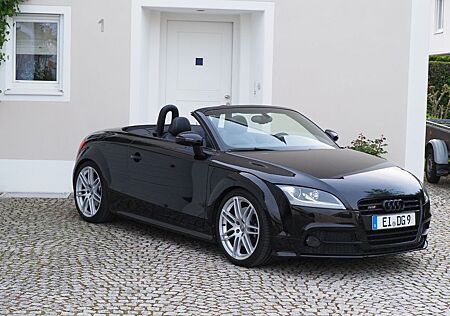 Audi TTS Roadster 8j 2.0 TFSI quattro