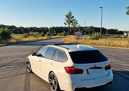 BMW 330d Touring M Sport, Shadow, HK, Pano, 8-Fach