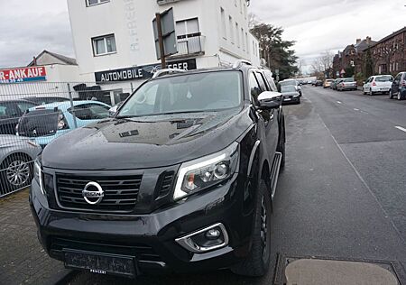 Nissan Navara NP300 Tekna Double Cab 4x4*HARDTOP***