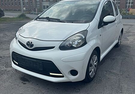 Toyota Aygo (X) Aygo 1.0 Mai 2027 TÜV