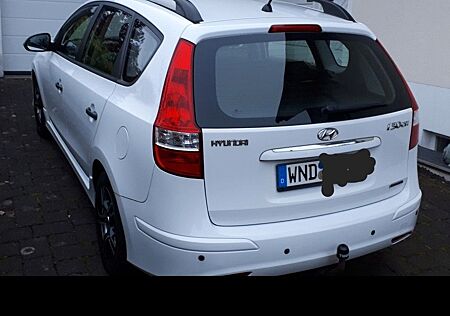 Hyundai i30 CW 1.6 CRDi 66 kW Classic Classic