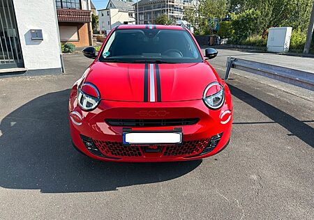 Fiat 600e Red