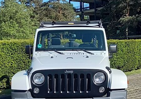 Jeep Wrangler Sahara 2.8 CRD Autom. Sahara