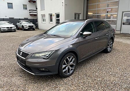 Seat Leon ST X-Perience 4Drive *PANO*ALCANTARA*LED*