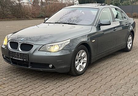 BMW 520i *KLIMAAUT*SD*XENON*AHK*SHZ*ALU*TÜV 2027