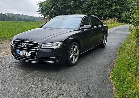 Audi A8 L 4.0 TFSI tiptronic quattro -