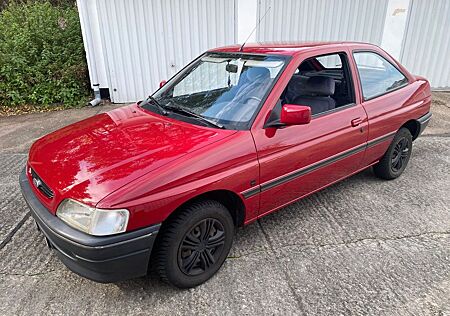 Ford Escort CL 1.4L