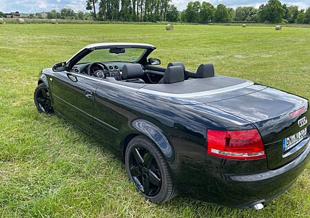 Audi A4 2.7l V6 TDI multitronic Cabriolet -