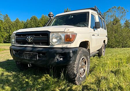 Toyota Land Cruiser HZJ 78, 4.2 diesel, 4x4, expedition