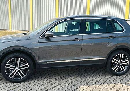 VW Tiguan Volkswagen 2.0 TSI 132kW DSG BMT 4MOTION Highlin...