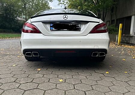 Mercedes-Benz CLS 500 -