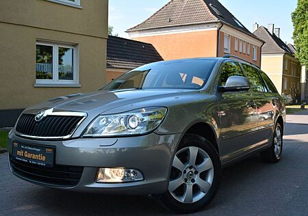 Skoda Octavia Combi Elegance 4X4*1.HAND*90TKM*