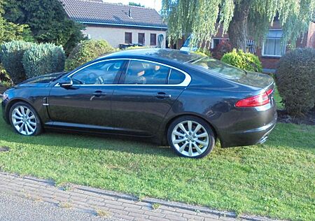 Jaguar XF 3.0 V6 Diesel S Premium Luxury Premium Luxury