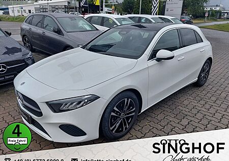 Mercedes-Benz A 200 +Panodach+Standhzg+LED+Rü Kam+MBUX+Sitzhg