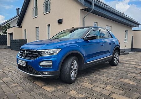 VW T-Roc Volkswagen 1.6 TDI SCR -