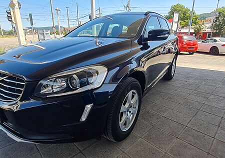 Volvo XC 60 XC60 Momentum AWD