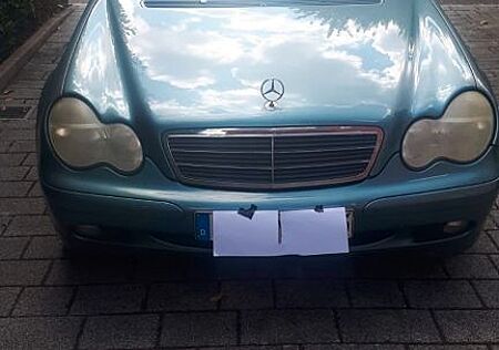 Mercedes-Benz C 180 CLASSIC Classic