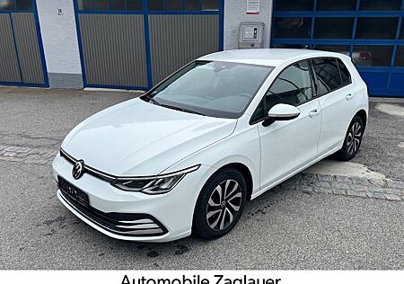 VW Golf Volkswagen VIII Lim Active ACC|R.Kam|AHK|Werksgarantie