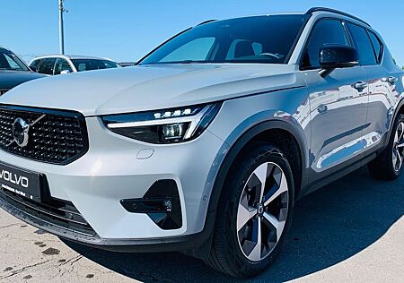 Volvo XC 40 XC40 B3 B Aut. Plus Dark AHK 360° ACC Pilot BLIS