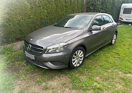 Mercedes-Benz A 180 2Style 2Style