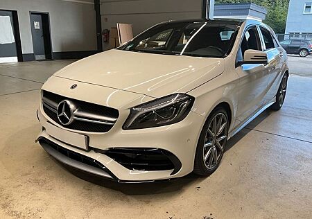 Mercedes-Benz A 45 AMG Mercedes-AMG A 45 4MATIC DCT Merced...