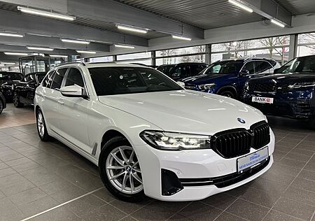 BMW 520 d Touring AMB+AHK+DAP+HuD+Pano+HaKa+SH+MEM