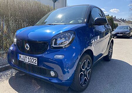 Smart ForTwo Automatik 0.9 66kW - Coupe; Allwetter TO