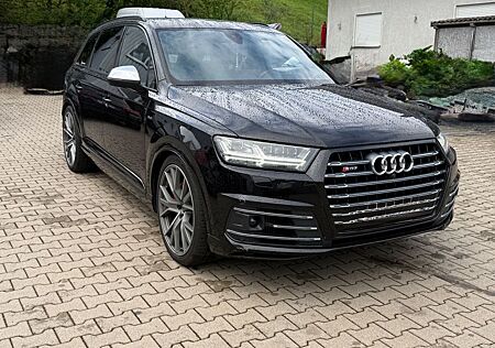 Audi SQ7 V8 4.0 TDI Quattro 435PS S-Line