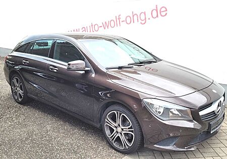 Mercedes-Benz CLA 200 Shooting Brake 7G-DCT, Navi, PTS...