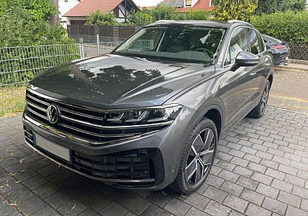 VW Touareg Volkswagen Elegance V6 TDI Facelift MJ24 Leder 21"