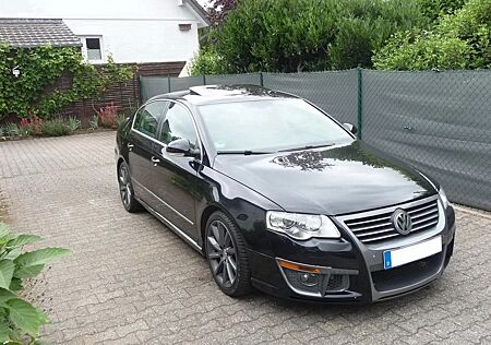 VW Passat Volkswagen 2.0 TDI DPF DSG 125kW R-Line Edit. Pl+