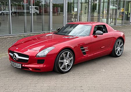 Mercedes-Benz SLS AMG COUPE, DEUTSCHES FAHRZEUG AUS 1. HAND