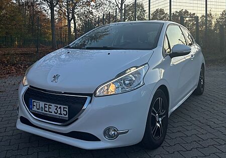 Peugeot 208 1.2 Active 82 VTi Active