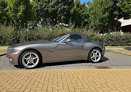 BMW Z4 E85 2.2i - Hardtop - Top Zustand