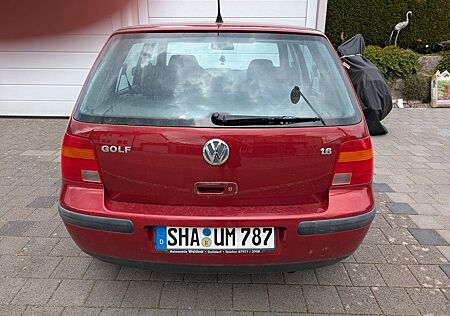 VW Golf Volkswagen 1.6 Basis