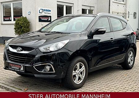 Hyundai ix35 Premium AWD*AUTOMATIK*LEDER*PANO*NAVI*127TK