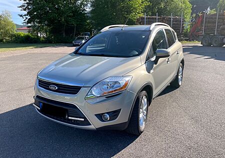 Ford Kuga 2,0 TDCi 4x4 Titanium Titanium