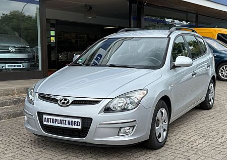 Hyundai i30 CW 1.6 CRDi Comfort*2.HAND*TÜV NEU*80.000KM*