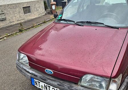 Ford Fiesta 1.3i Auto Family Family