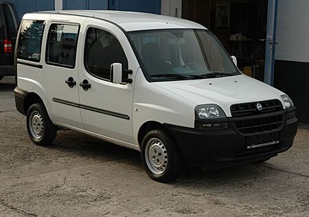 Fiat Doblo 1.2 8v Benzin ** TÜV NEU ** Wenig Km **
