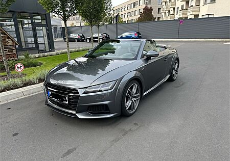 Audi TT Roadster 1.8 TFSI S tronic -