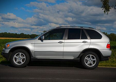 BMW X5 3.0 von Privat - sehr gepflegt